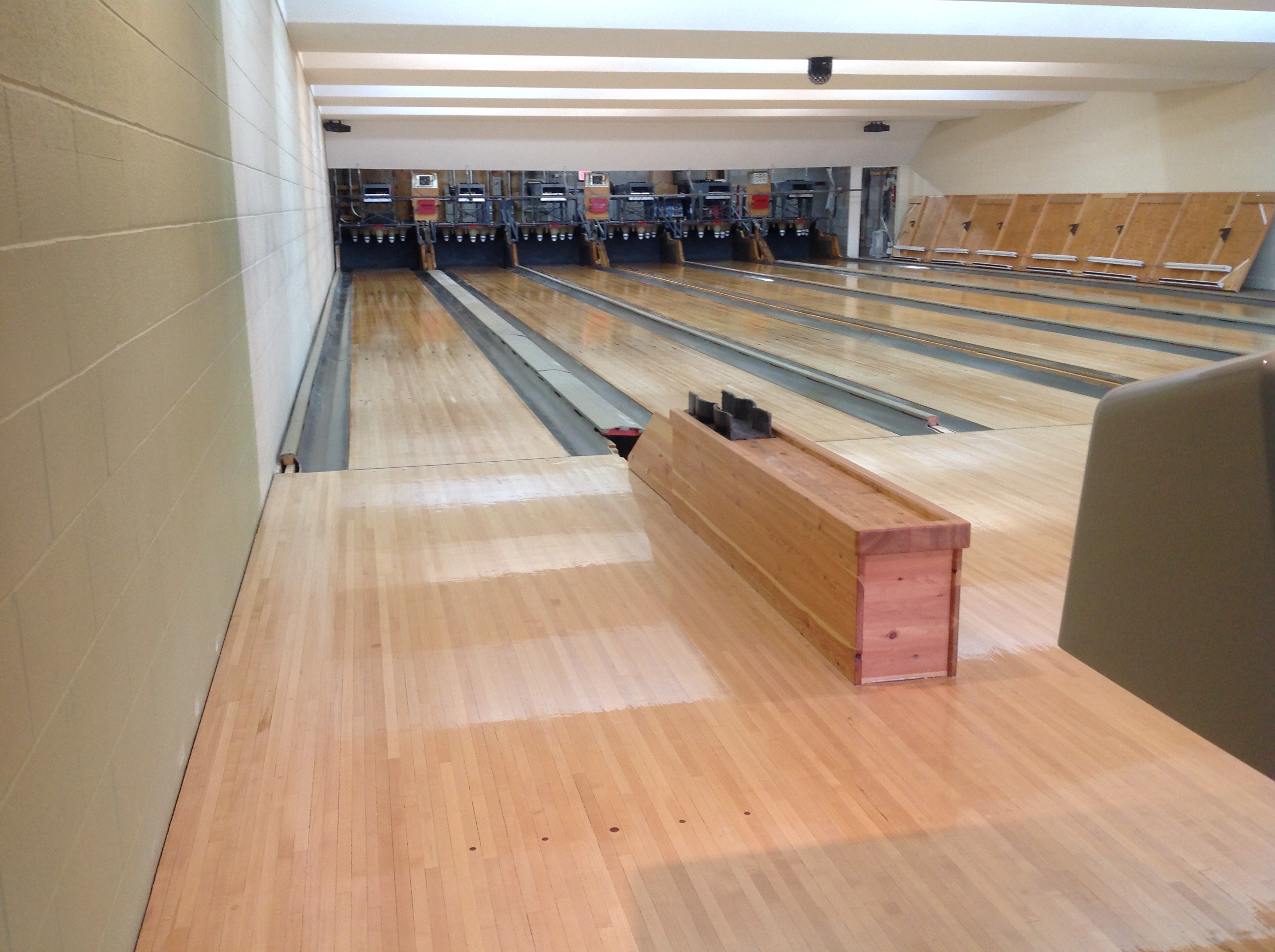 hardwood floor refinishing vancouver