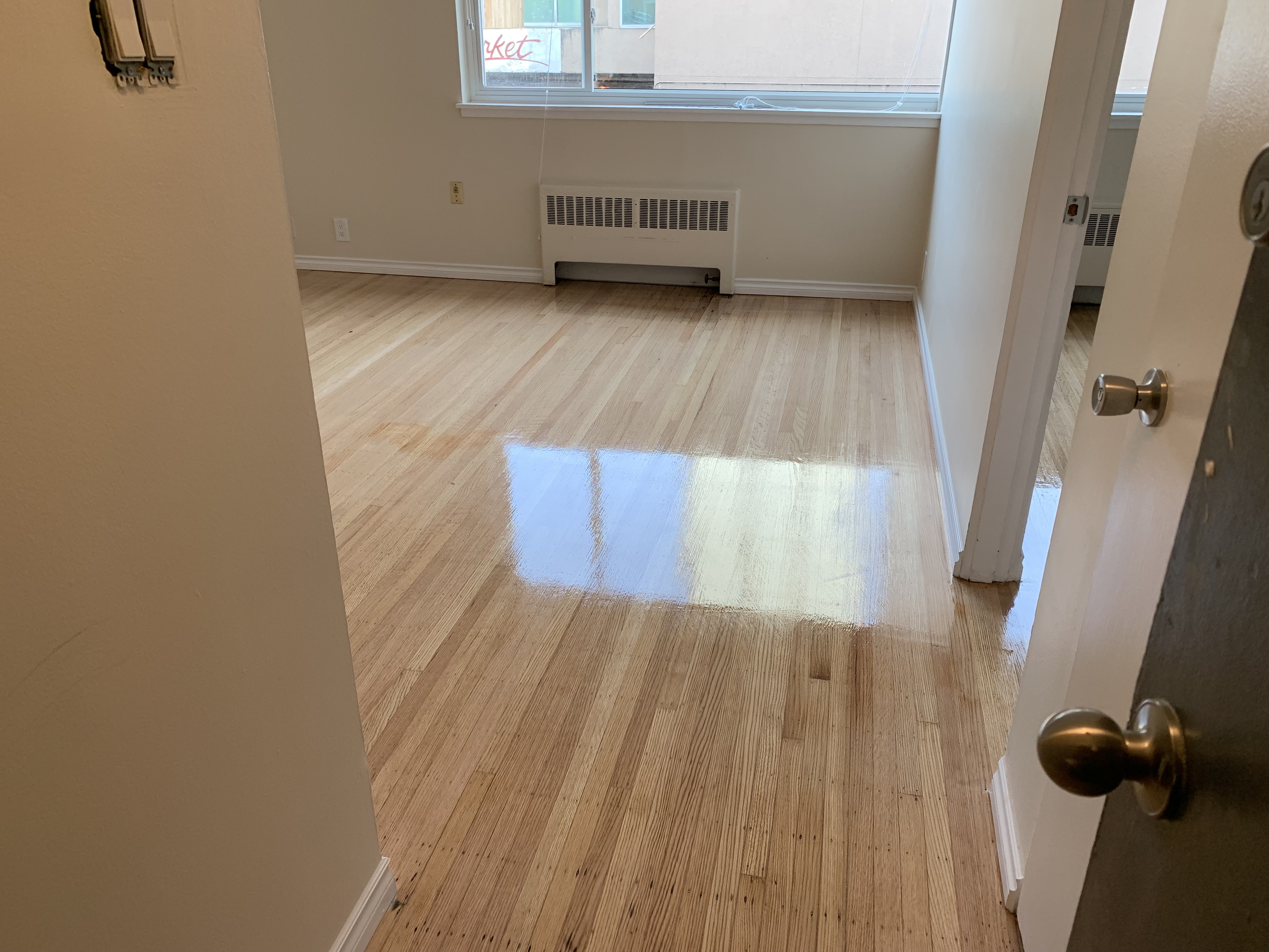 hardwood floor refinishing vancouver